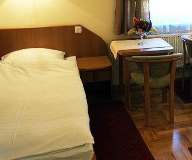 Hotel Bielany เบียลานี วร็อคลาฟสเกีย ห้อง รูปภาพ